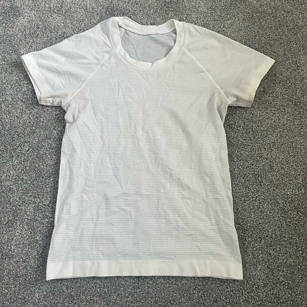 Lululemon swiftly tech race length short sleeve